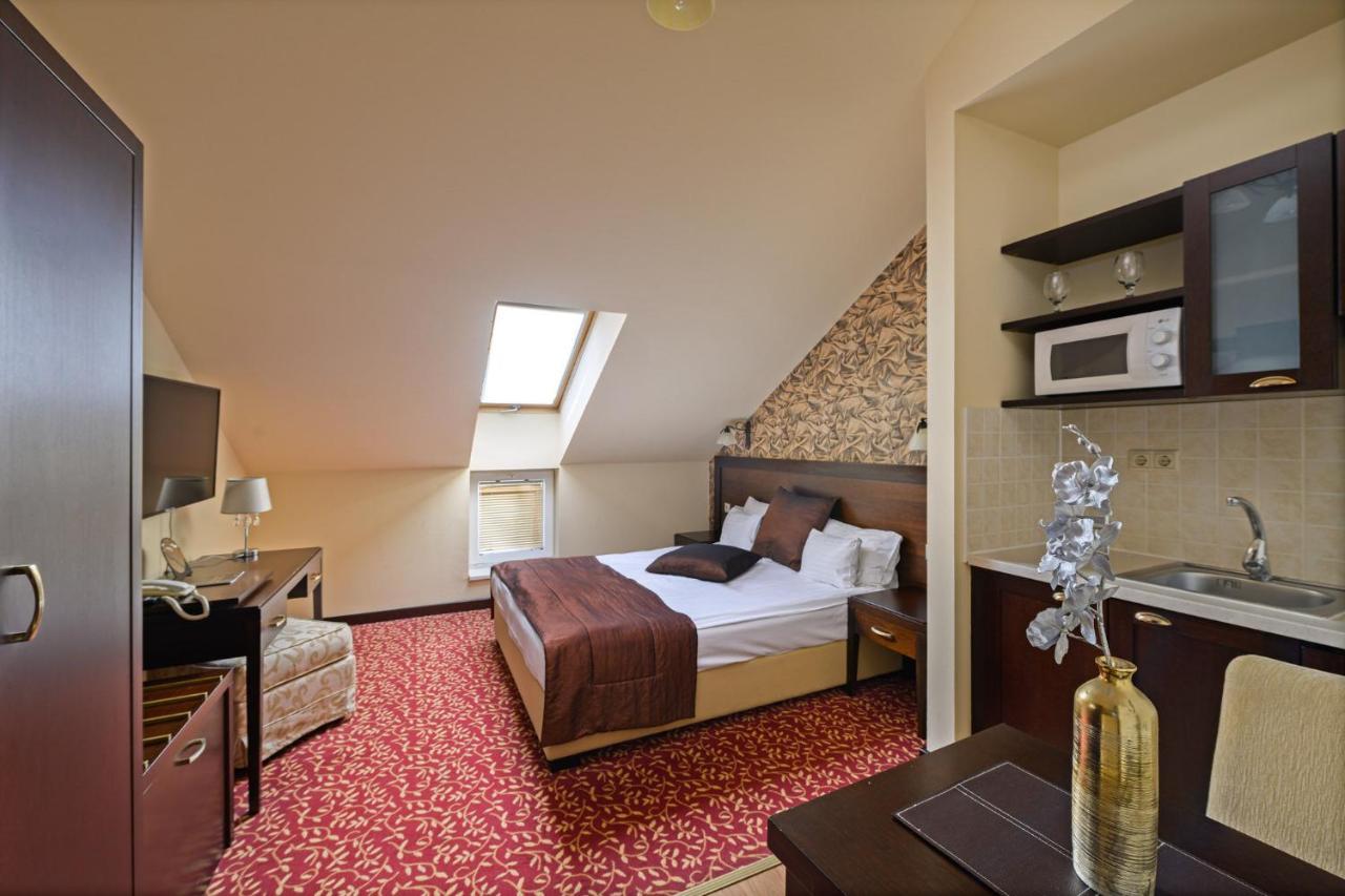 Hotel Aurum Hajdúszoboszló 외부 사진