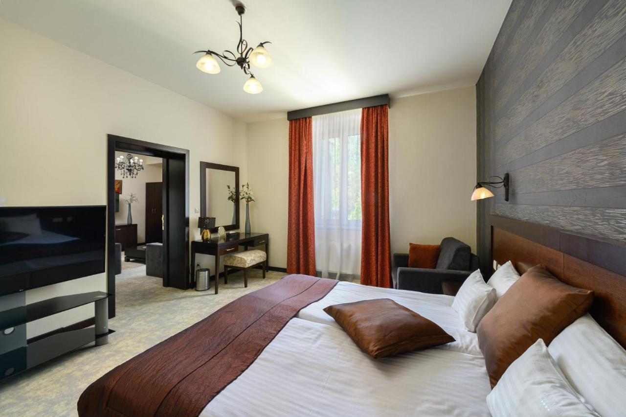 Hotel Aurum Hajdúszoboszló 외부 사진