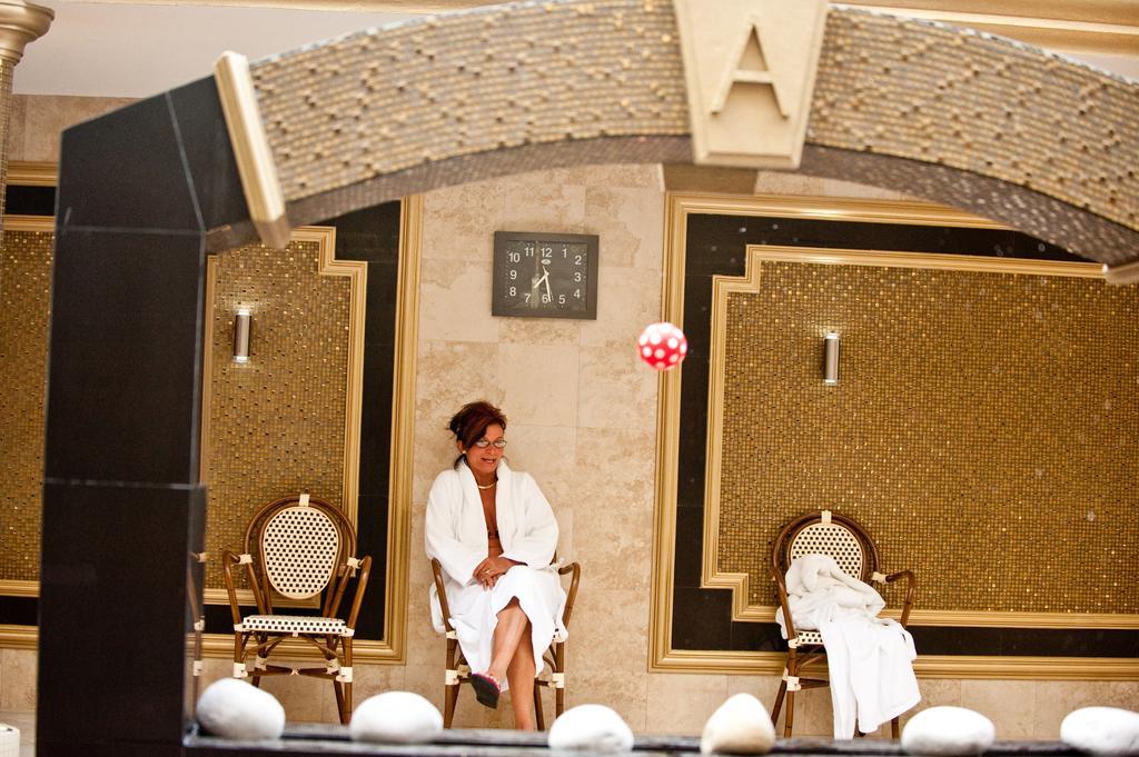 Hotel Aurum Hajdúszoboszló 외부 사진