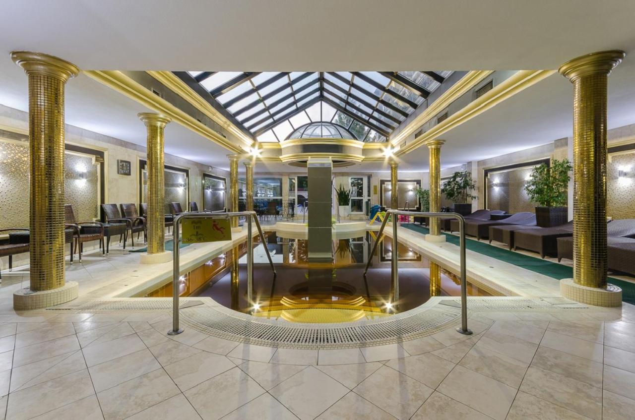 Hotel Aurum Hajdúszoboszló 외부 사진