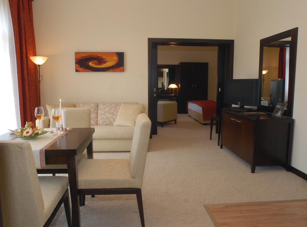 Hotel Aurum Hajdúszoboszló 외부 사진