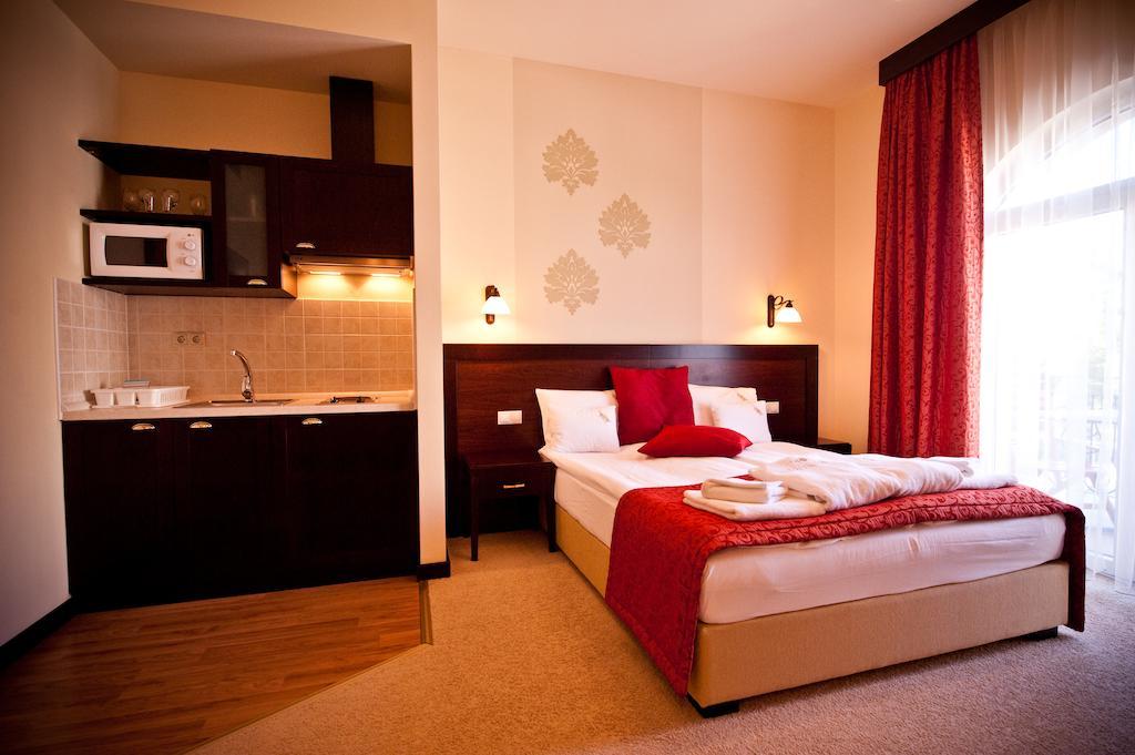 Hotel Aurum Hajdúszoboszló 외부 사진
