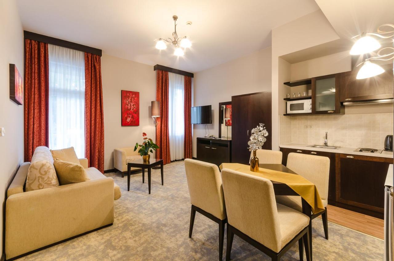 Hotel Aurum Hajdúszoboszló 외부 사진