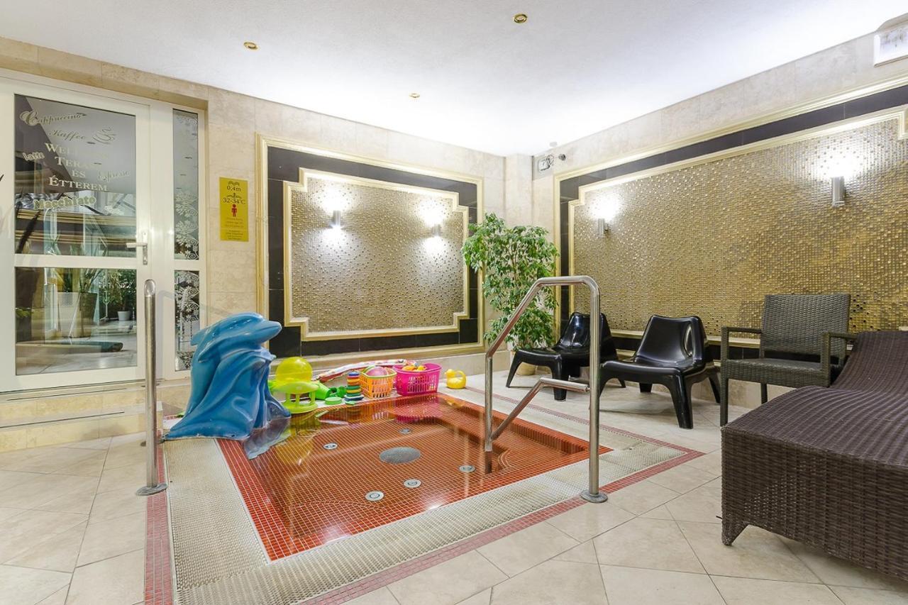 Hotel Aurum Hajdúszoboszló 외부 사진